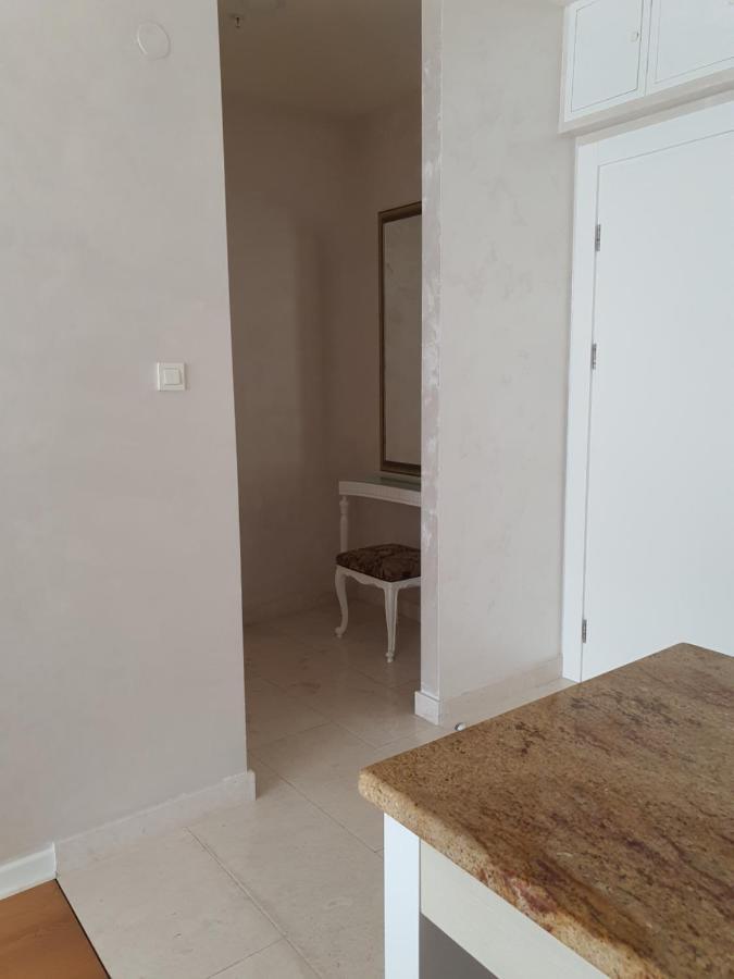 Apartman Lav Tre Canne Lägenhet Budva Exteriör bild